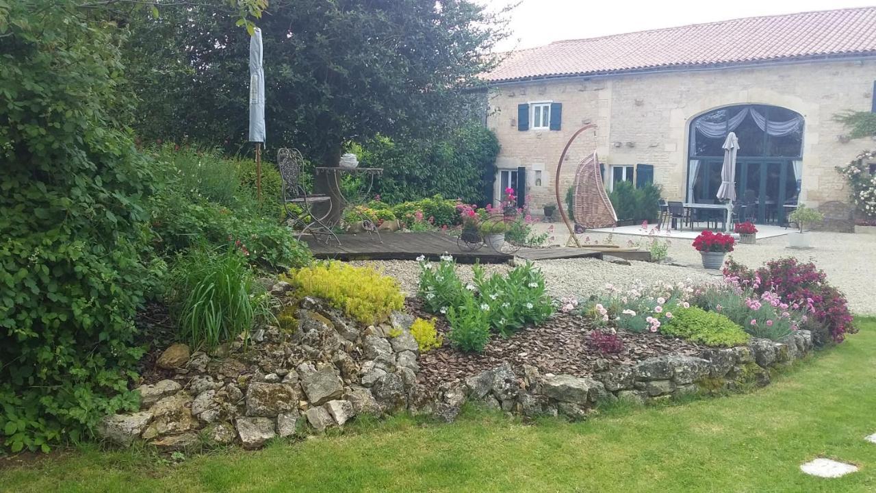 La Grange De Gournay Acomodação com café da manhã Exterior foto
